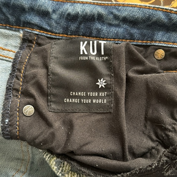KUT FROM THE KLOTH EMBROIDERED JEANS Sz: 22 - Picture 9 of 11